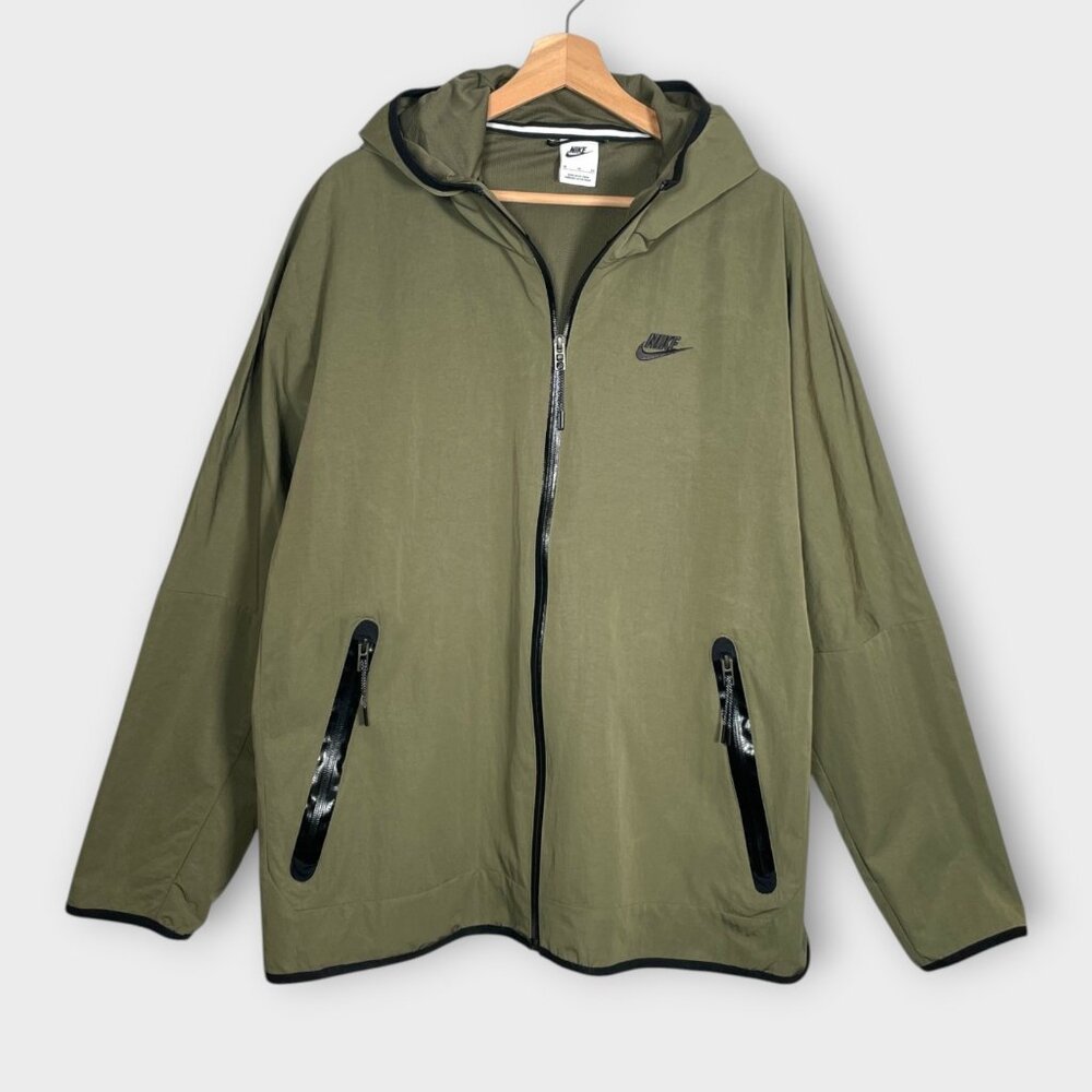 Nike Tech Woven Windbreaker Jacket Men’s XL Hooded Full Zip Olive Green Hiking